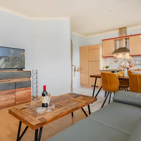 Apartman Haus Kastanie - 01 *